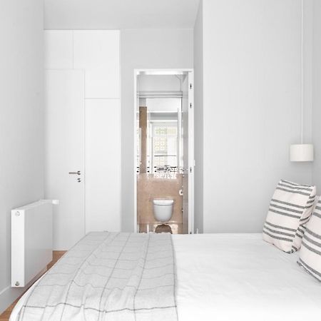 Joivy Marvelous 3-Bed Home With Astonishing View And Terrace, Nearby St George Castle Lisboa Exterior foto
